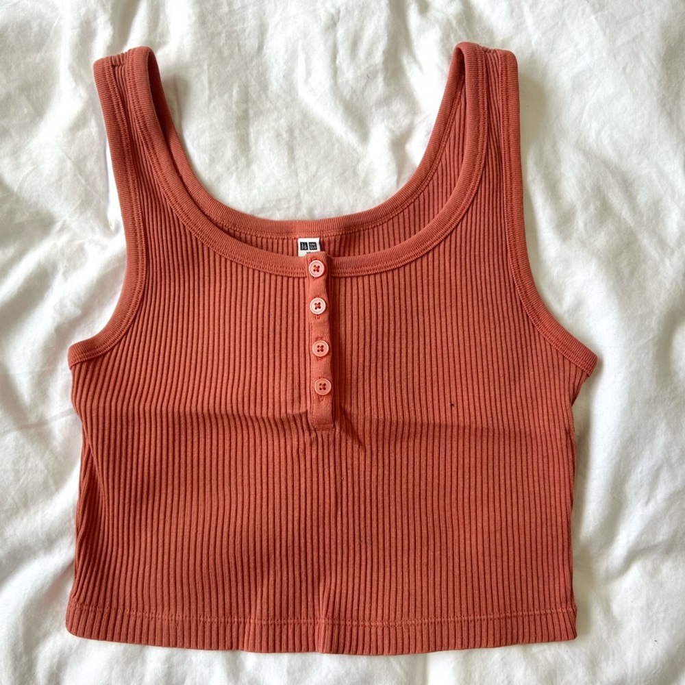 Uniqlo Tank top!